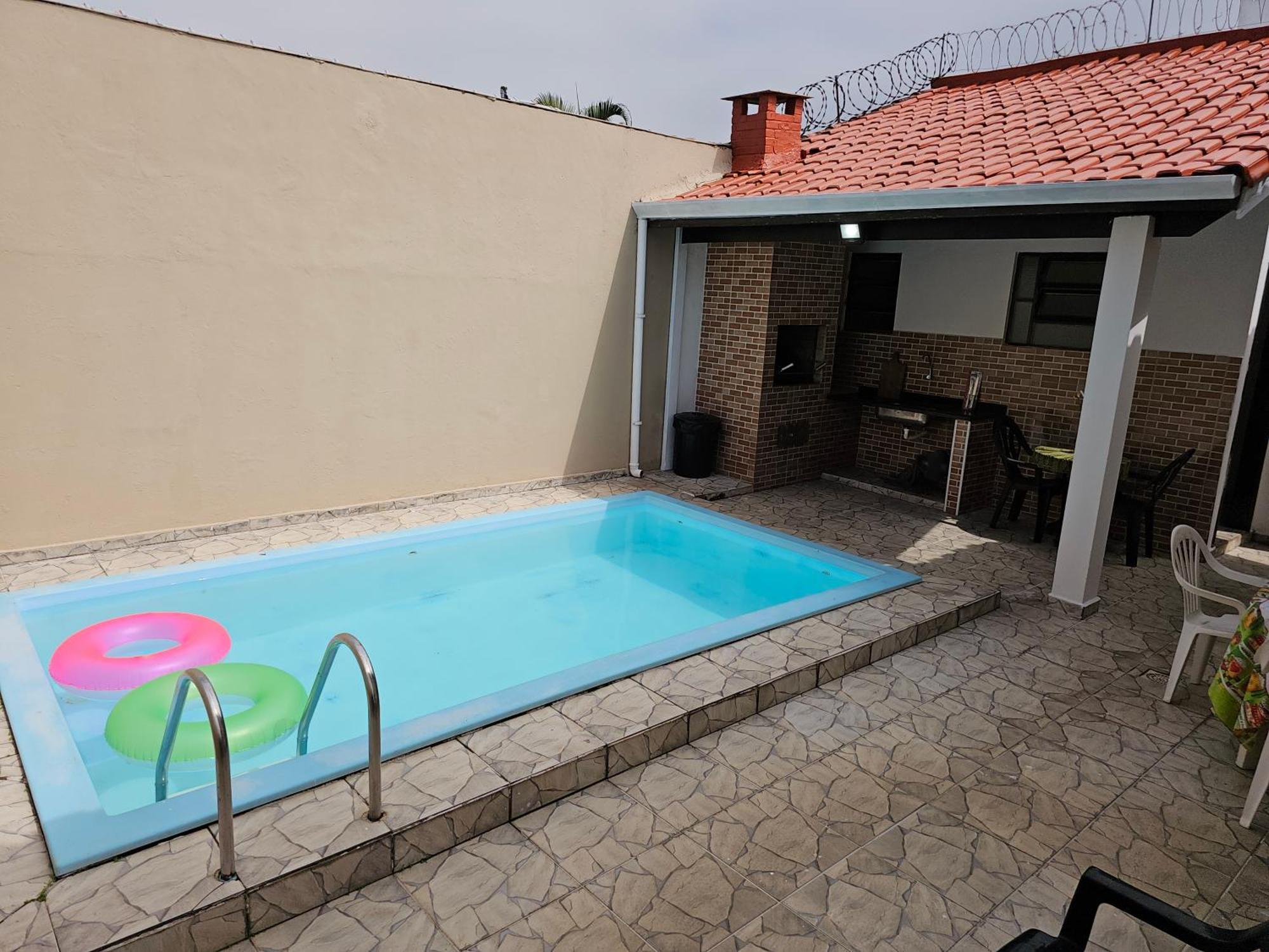 Casa Maravilhosa E Ampla Pe Na Areia Com Piscina, Area Gourmet Com Churrasqueira Em Deck Coberto Frente A Piscina, 4 Quartos Confortaveis E Espacosos, Sendo 2 Suites, Cozinha Americana E Sala De Jantar, Ampla Garagem Para 6 Carros - Mercado Na Rua Da Прая-Гранді Екстер'єр фото